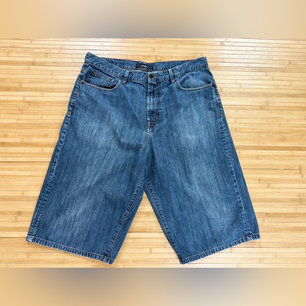 Vintage Y2K SEAN JOHN Long Loose Denim Shorts, Men's Waist Size 36, Medium Wash